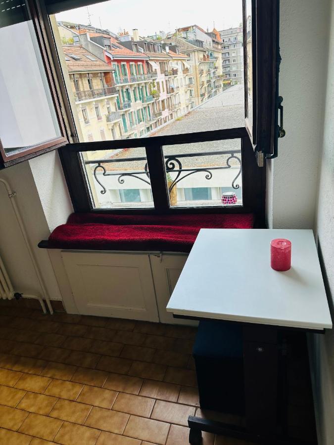 Apartment Charmant Studio Tres Accueillant Genf